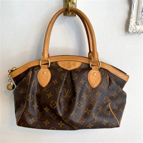 louis vuitton tivoli pm measurements